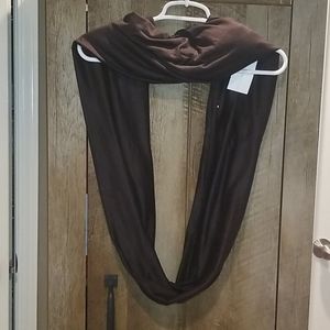NWT Pocket infinity scarf